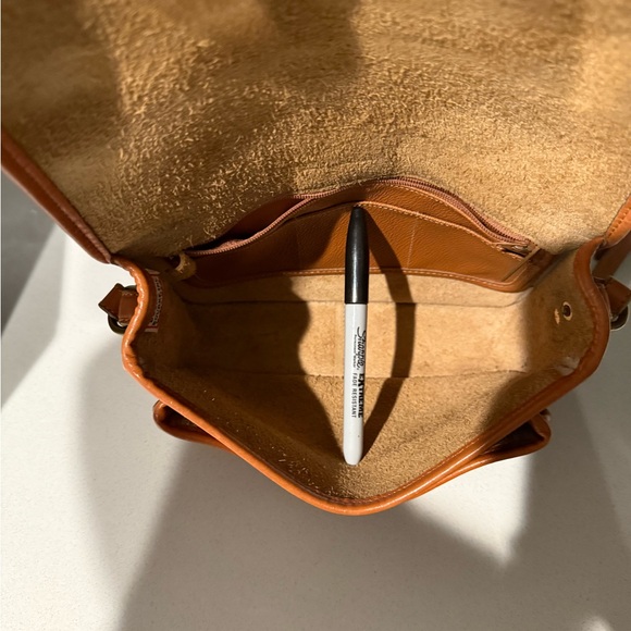 Vintage Dooney and Bourke Pocket Equestrian East West Flap Binoculars - Picture 7 of 9